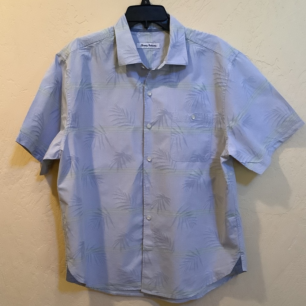 Tommy Bahama Large shirt